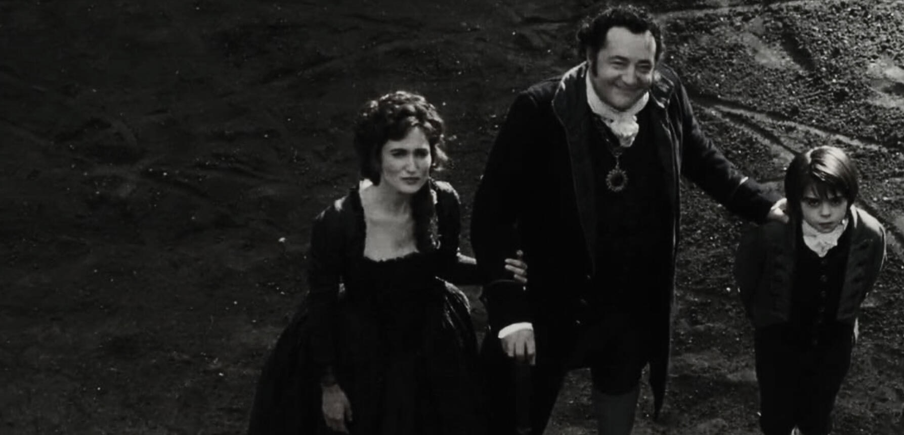 Avantoui - Private Acting Coach and Forensic Performance Consultant for Film and TV.